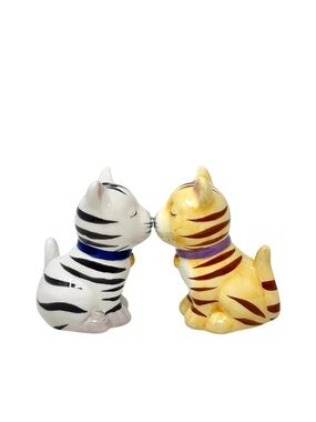Collectible Ceramic Kissing Cats Salt and Pepper Shakers White & Yellow Magnetic